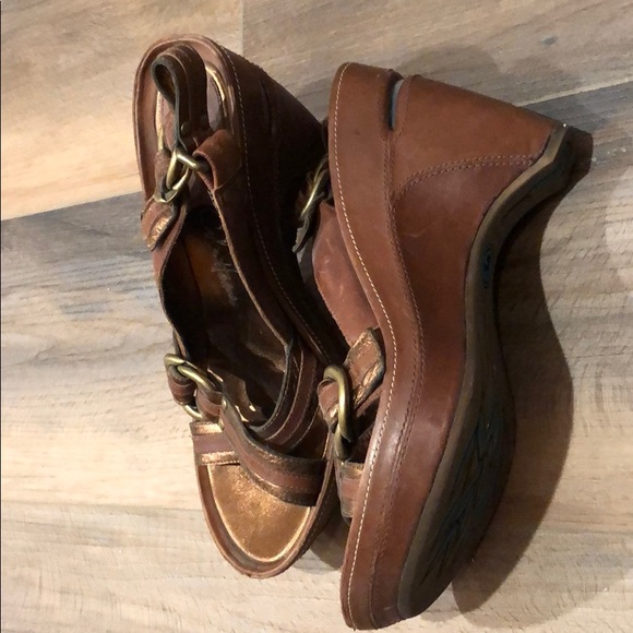 Cole Haan wedge sandals - Picture 2 of 3